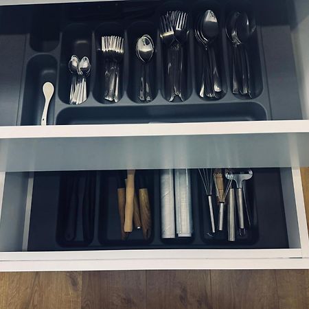 Priam Apartment Приштина Экстерьер фото