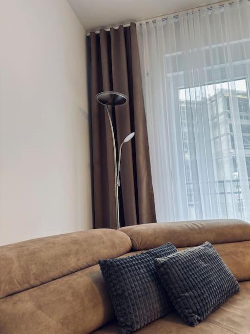 Priam Apartment Приштина Экстерьер фото