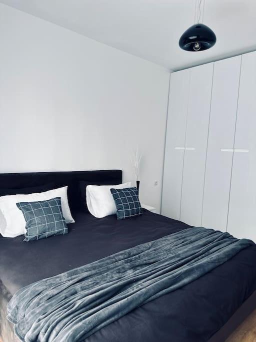 Priam Apartment Приштина Экстерьер фото