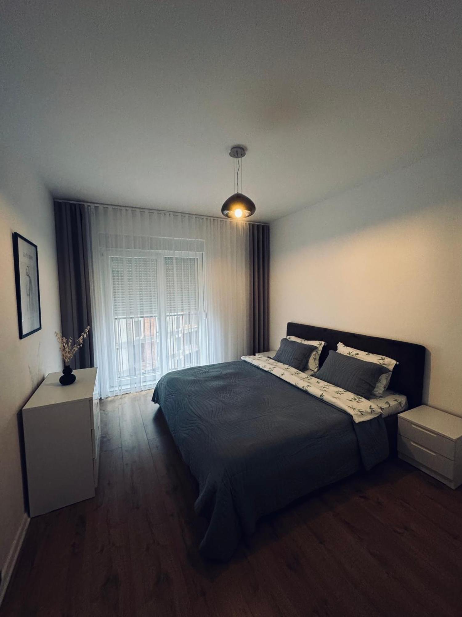 Priam Apartment Приштина Экстерьер фото